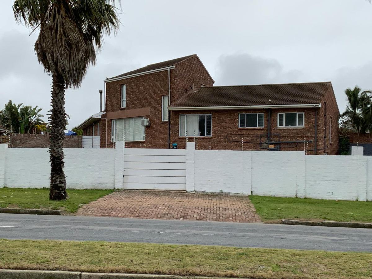 La Roche Port Elizabeth